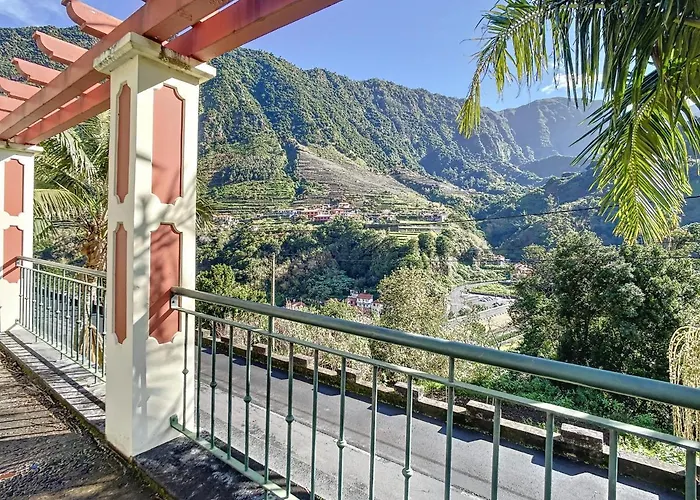 Mountain View By Atlantic *