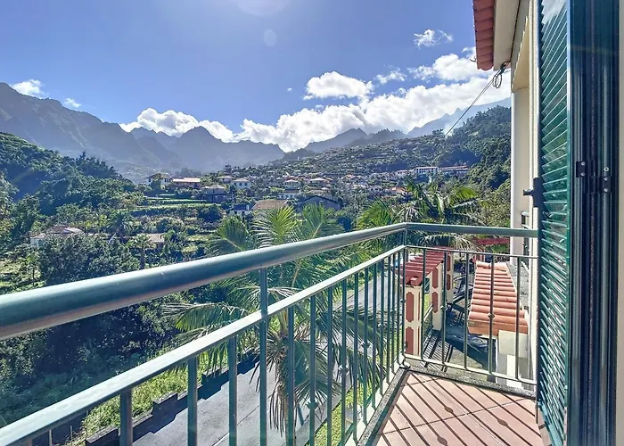 Дом отдыха Mountain View By Atlantic